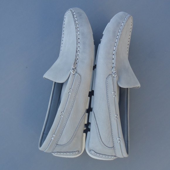 SIZE 9.5. SPERRY Gold Cup nubuck leather slip-on loafers. - Picture 7 of 16